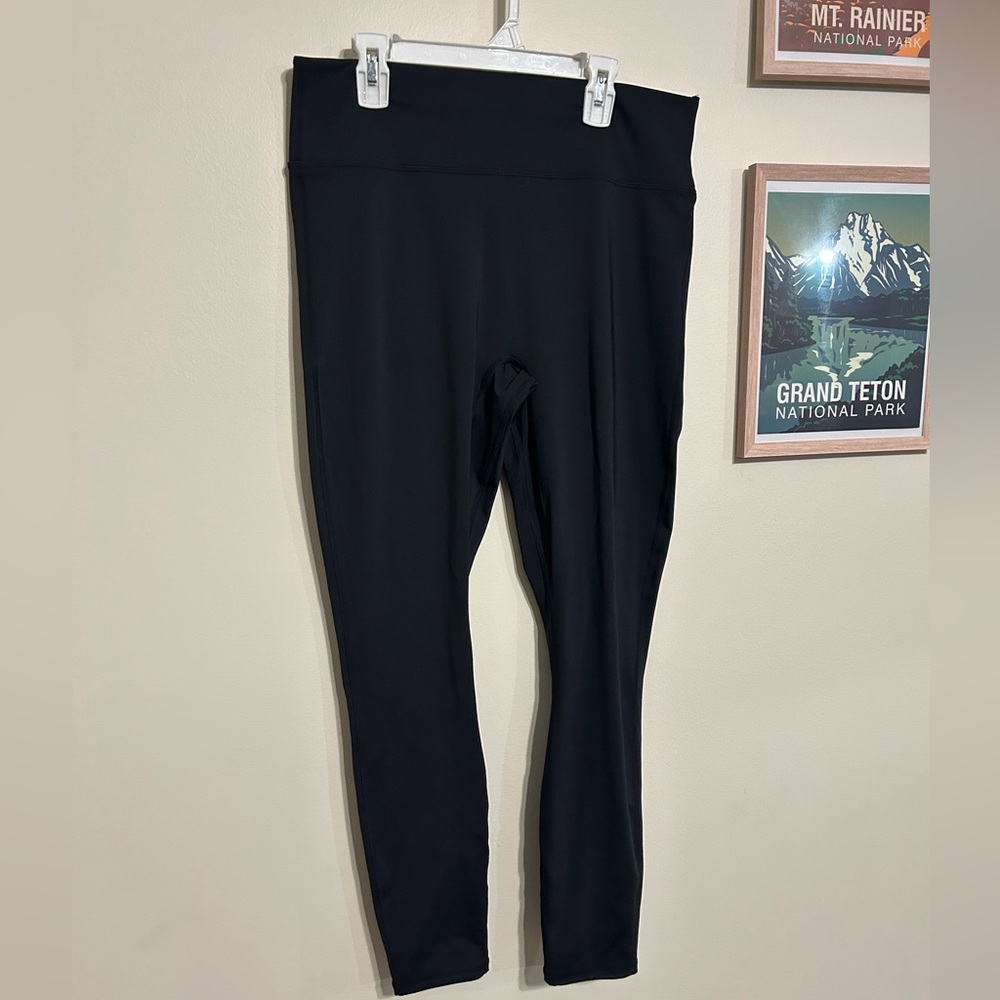 Fabletics motion 365 leggings